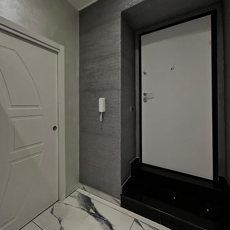 Naomi Luxury Home Катания Экстерьер фото
